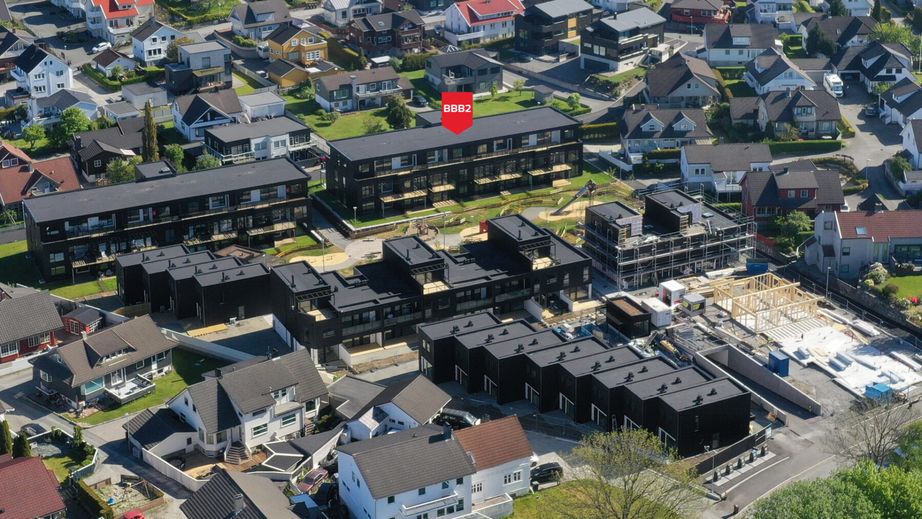 Øster Hus 2479 Myklatun Oversiktsbilde Mai 2025 1920×10806