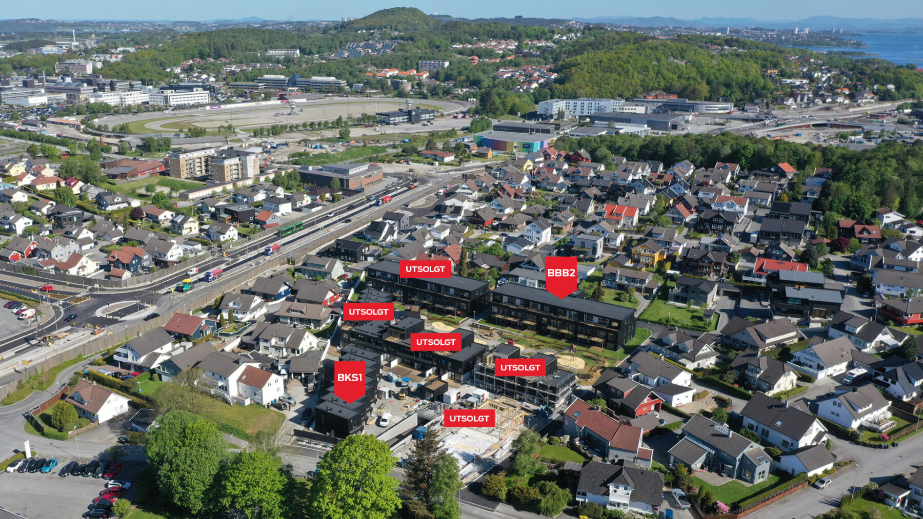 Øster Hus 2479 Myklatun Oversiktsbilde Juli 2025 1920×10804